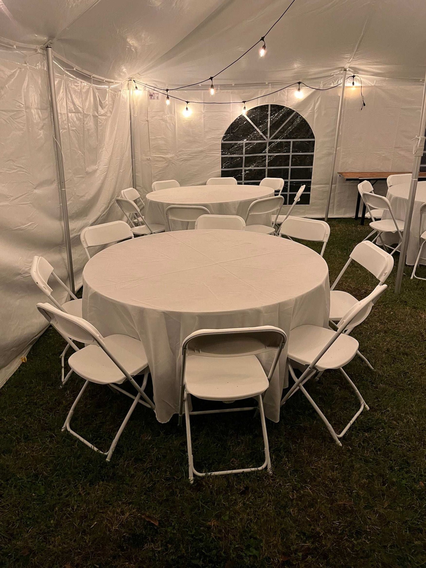 Round Dining Table (5ft)