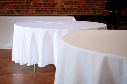 Round Dining Table (5ft)